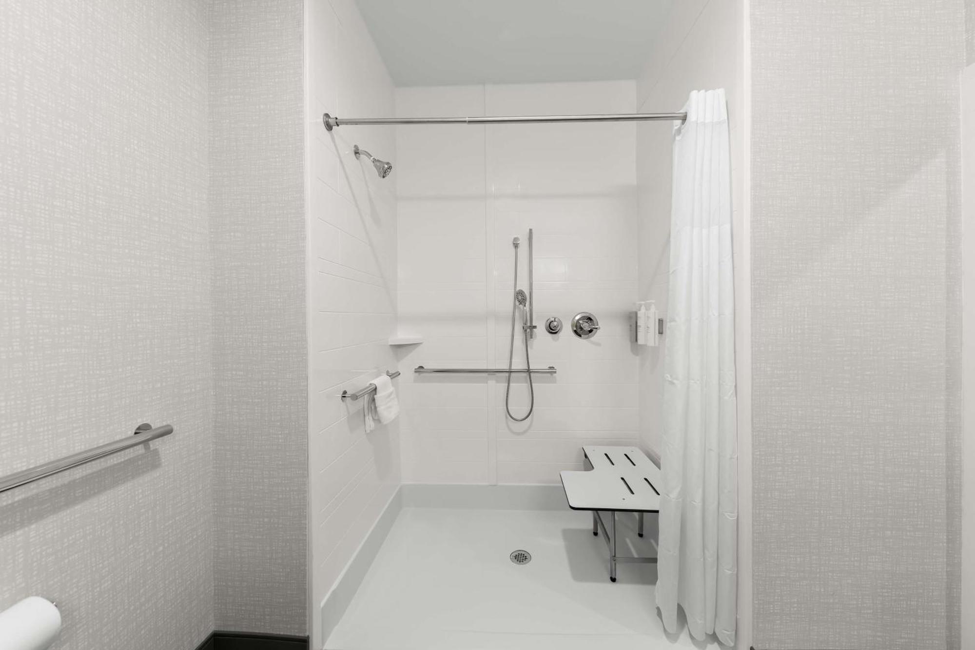 Hampton Inn & Suites Шерман Экстерьер фото
